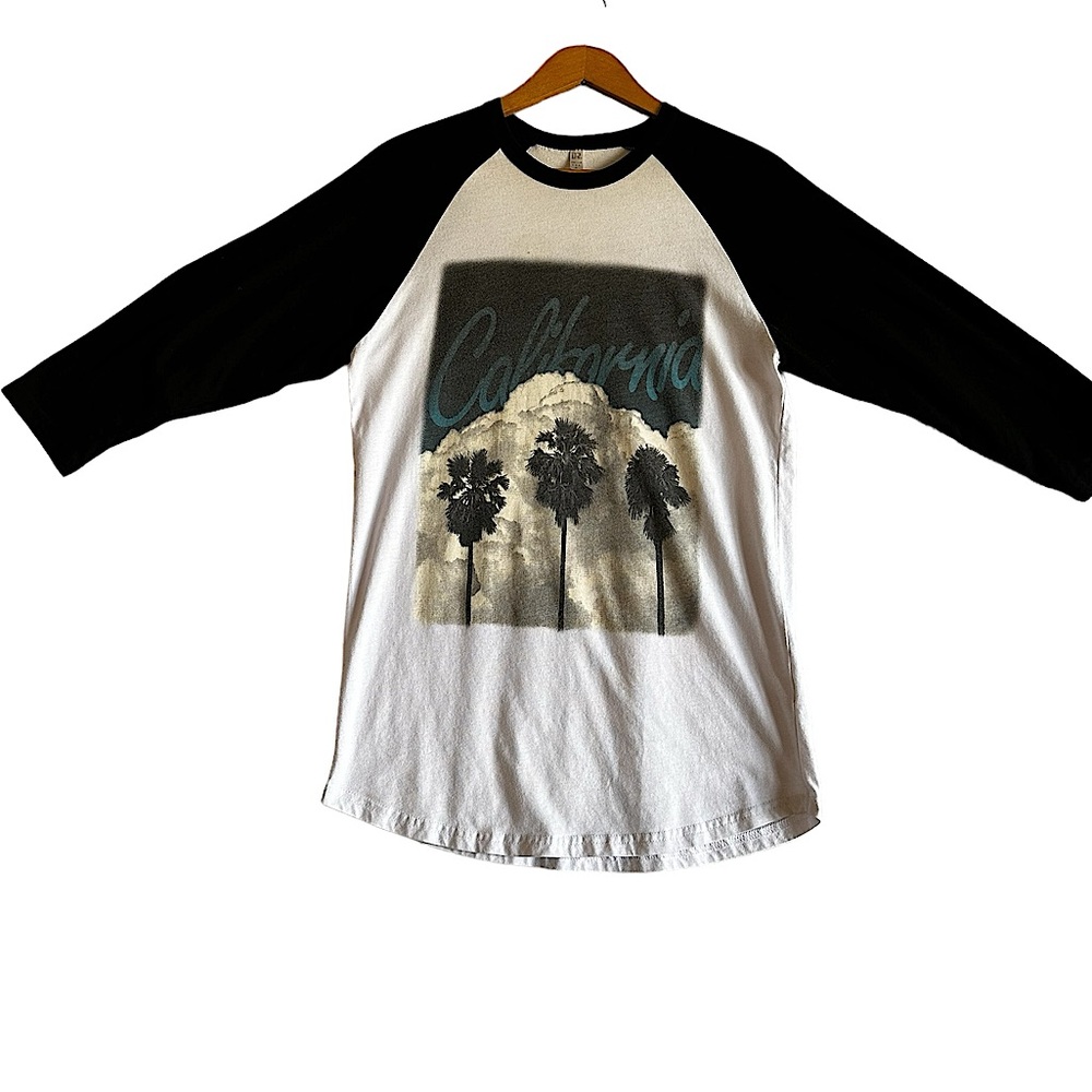 DREAM USA 3/4 SLEEVE UNISEX GRAPHIC T-SHIRT SZ S